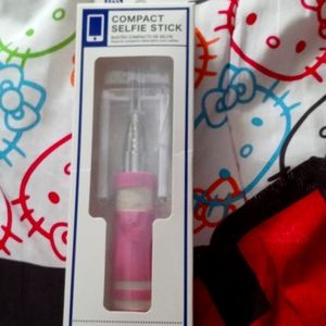 Compact selfie stick